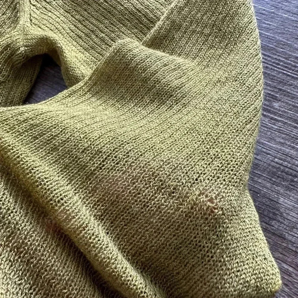 Eileen Fisher green 100% wool V-neck tunic sweater size Medium - Picture 4 of 9